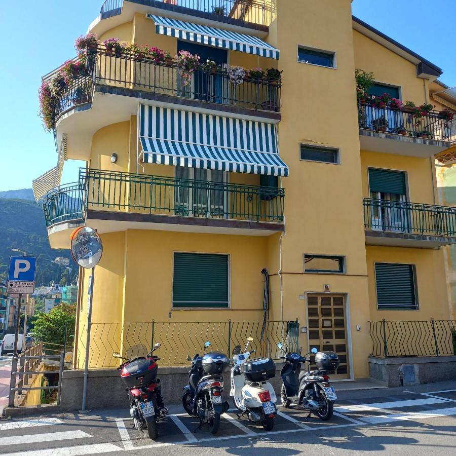 Apartmán La Casa Di Walter Levanto Exteriér fotografie